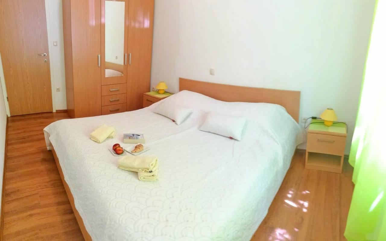 Holiday Home Blue Dream Putnikovic Ngoại thất bức ảnh